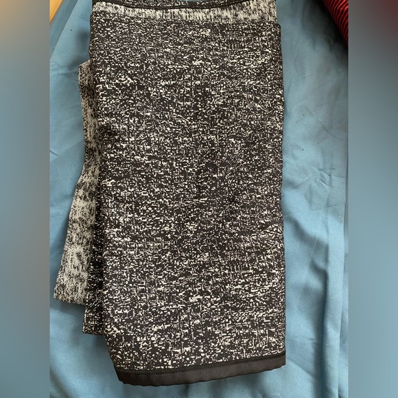 Lululemon Vinyasa wrap scarf - Picture 2 of 5